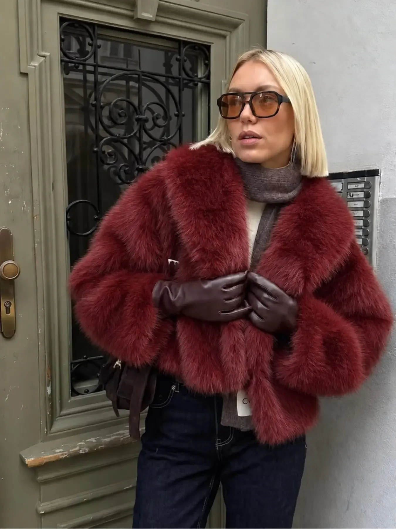 BFFUR Women Real Fox Fur Coat Luxury Genuine Fur Jacket Short Winter Warm Plush Outerwear Long Sleeve Fashion Fur Jacket