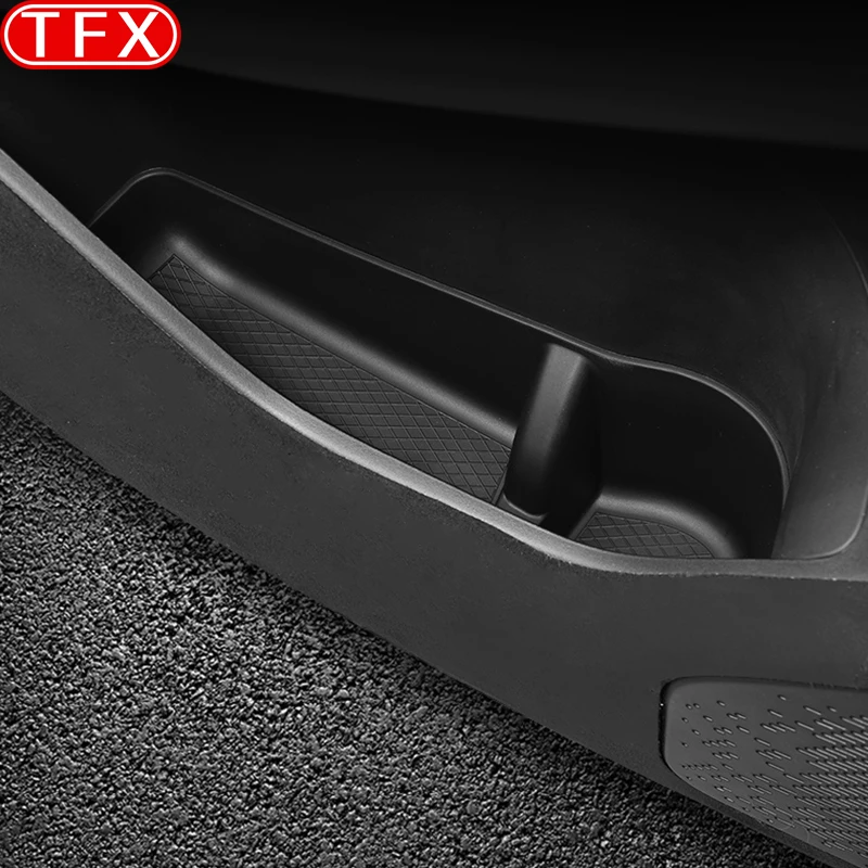Pour Lynk & Co 08 EMP 2025 2026 boîte de rangement de fente de porte de voiture boîte de rangement de fente de porte dédiée boîte de rangement de tasse d'eau accessoires automobiles