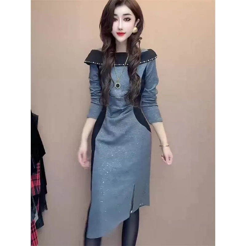 Wiosenno-jesienna modna sukienka damska z kontrastowym kołnierzem, łączona, kontrastowa sukienka do połowy łydki z rozcięciem.