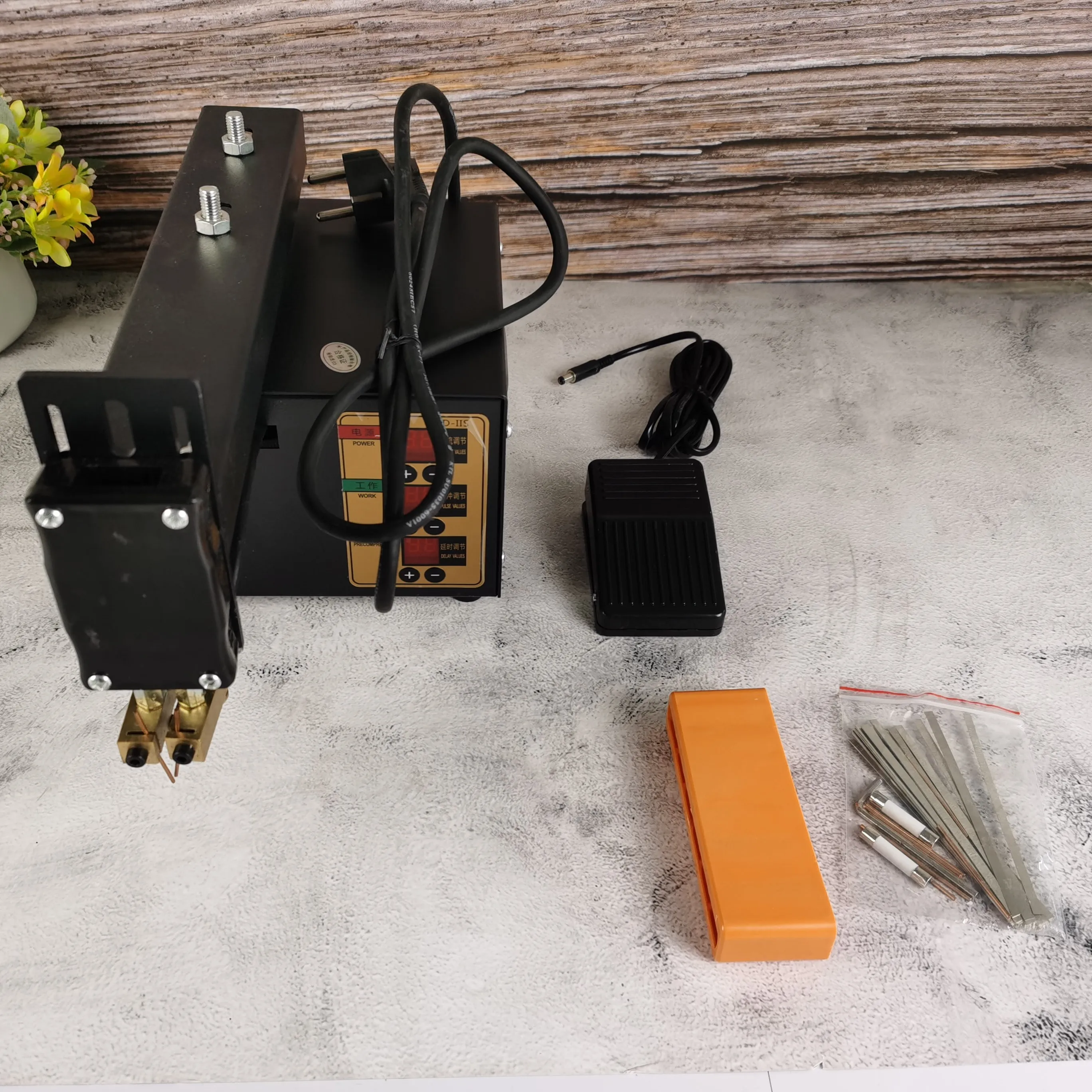 18650 Battery Spot Welder 3KW Spot Welding Machine Lithium Batteries Pack Nickel Strip Welding Pulse Welder Thickness 0.15mm