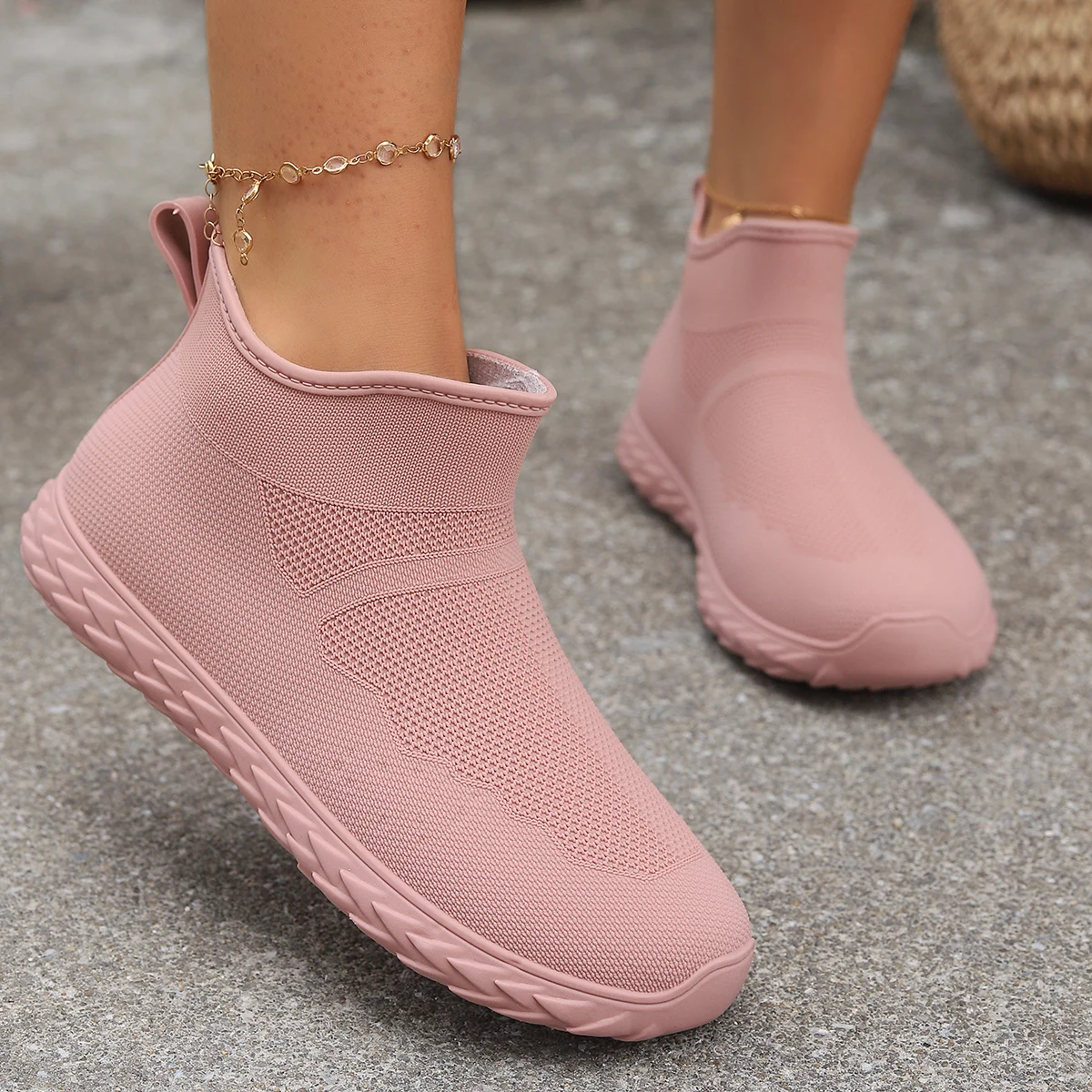 Women\'s New Solid Color PVC Four Seasons Water Shoes Fashion Casual Flat Rain Boots Low Round Head Outside To Wear Rain Shoes