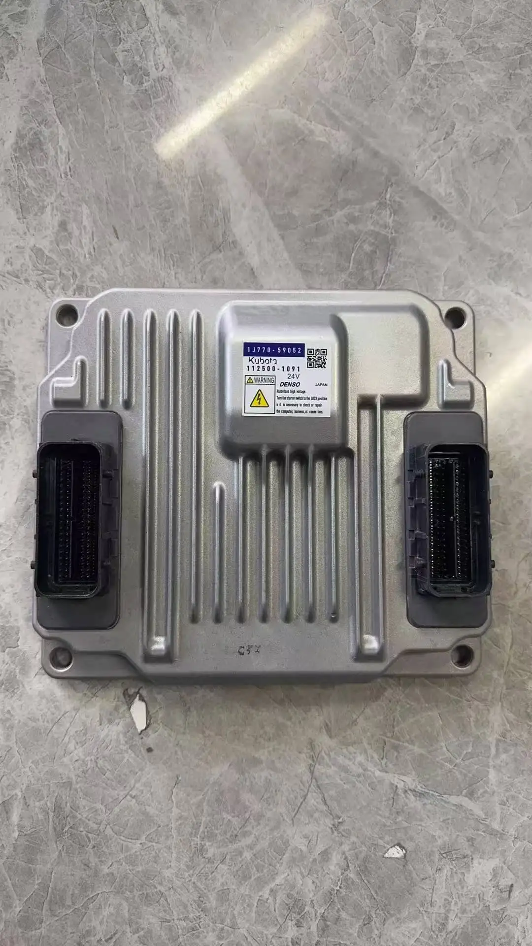 

Оригинальный модуль электронного блока управления двигателем Kubota для электронного блока управления экскаватором Kubota