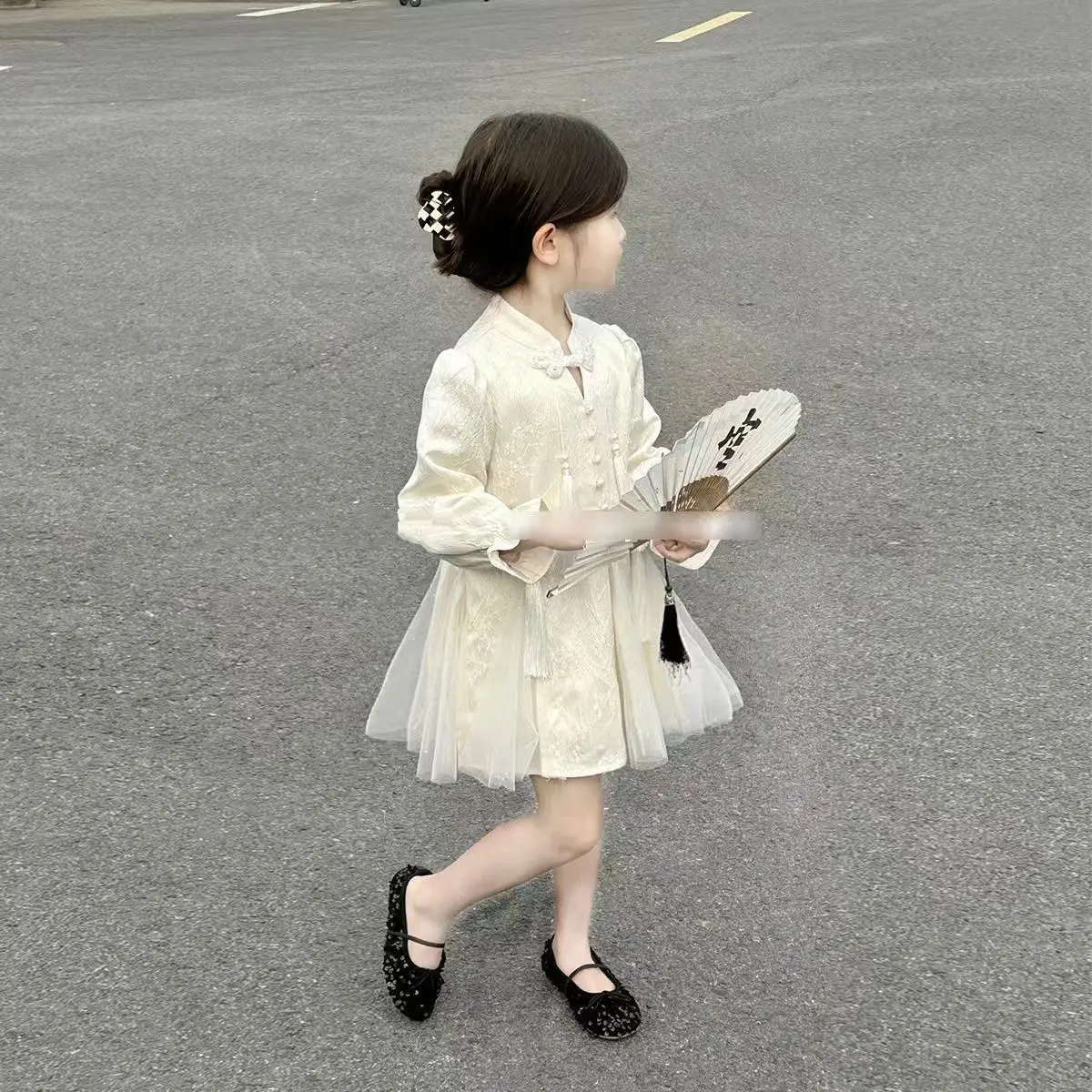 2026 Girls Mesh Tassel Qipao Dress Baby Chinese Cheongsam Party Gown Kids Summer Princess Dress