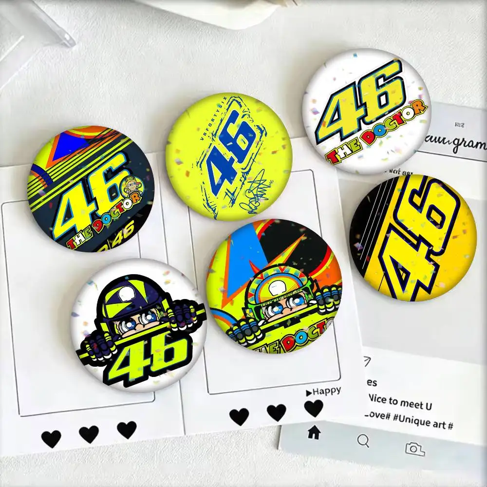 V-Valentino R-Rossi Moto 46 25 32 44 58 75mm Badges Personalized Round Brooches Pins Accessory Gift