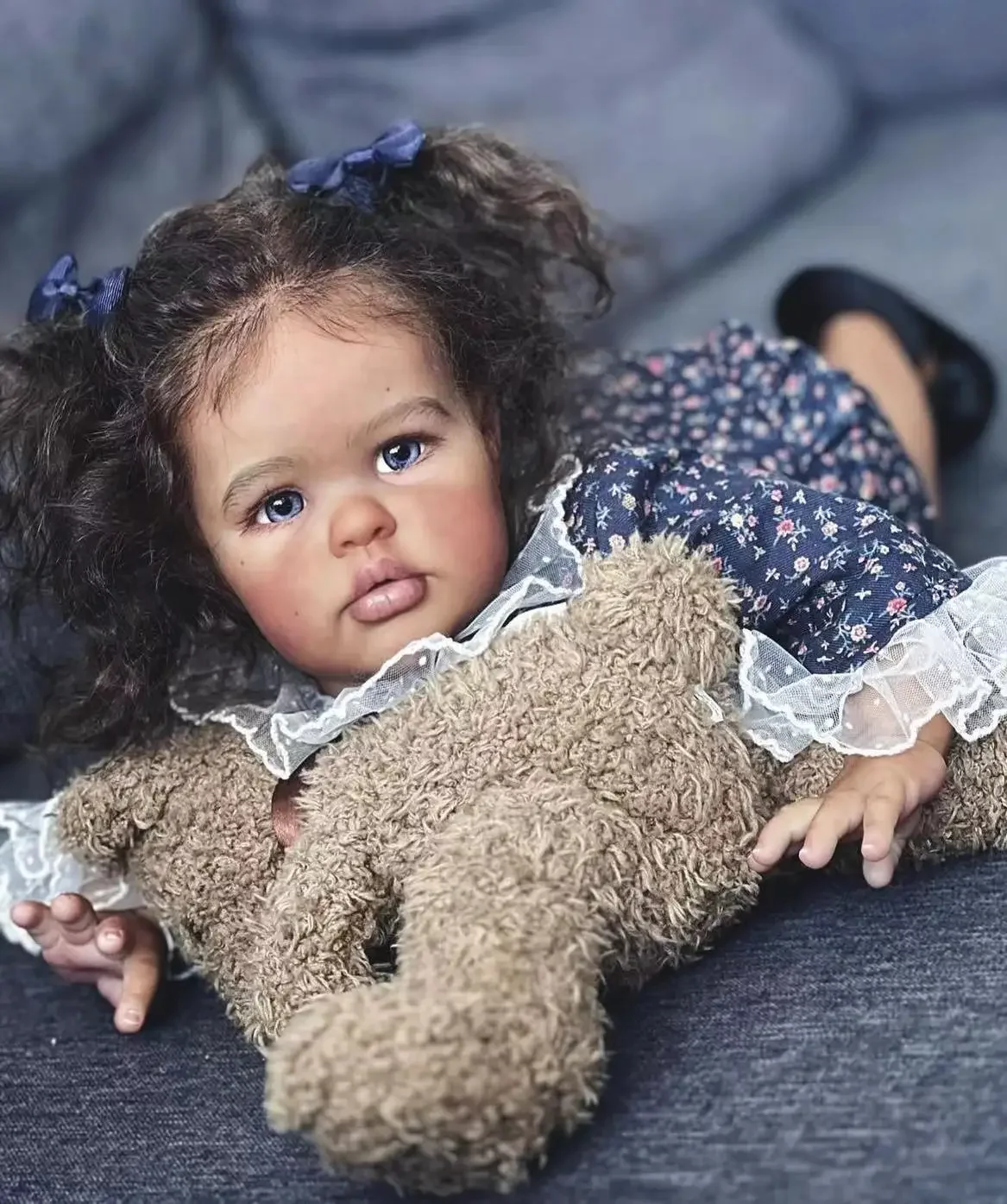 

DLS Cutsomized Limited Supply 22''Reborn Baby Ellie Choccolate Skin With Hand-Rooted Hair Finished Doll with Different Dress