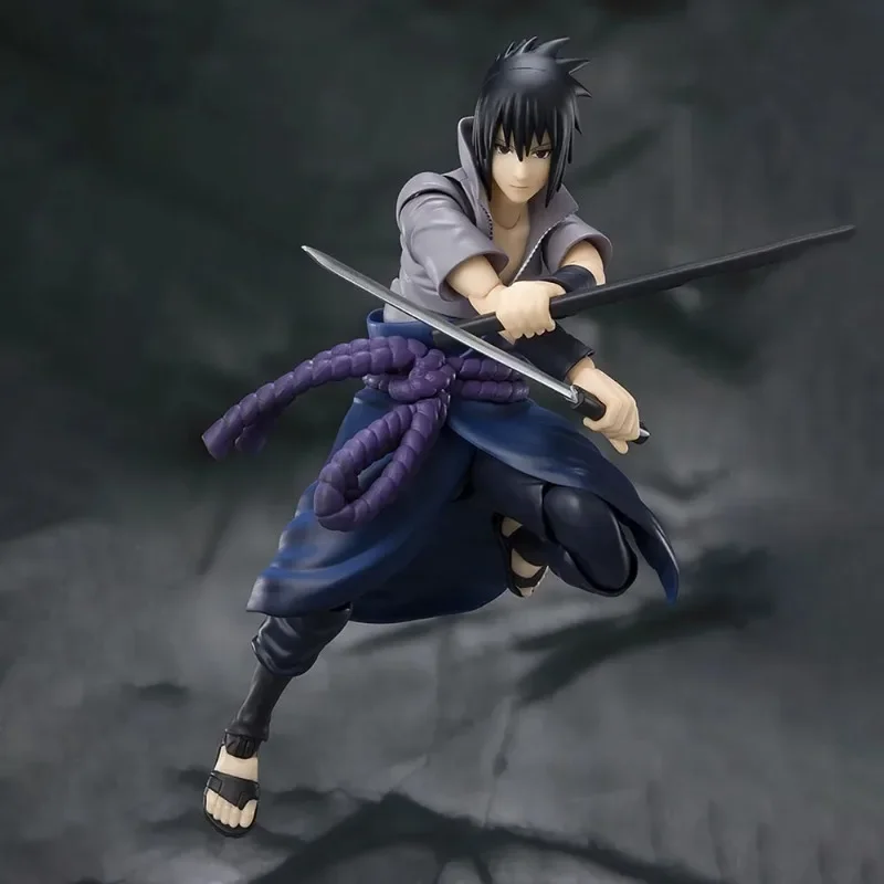 En Stock NARUTO SHF Uchiha Sasuke Anime figura de acción modelo de juguete 14cm muñeca móvil conjunta regalo creativo colección regalo de vacaciones