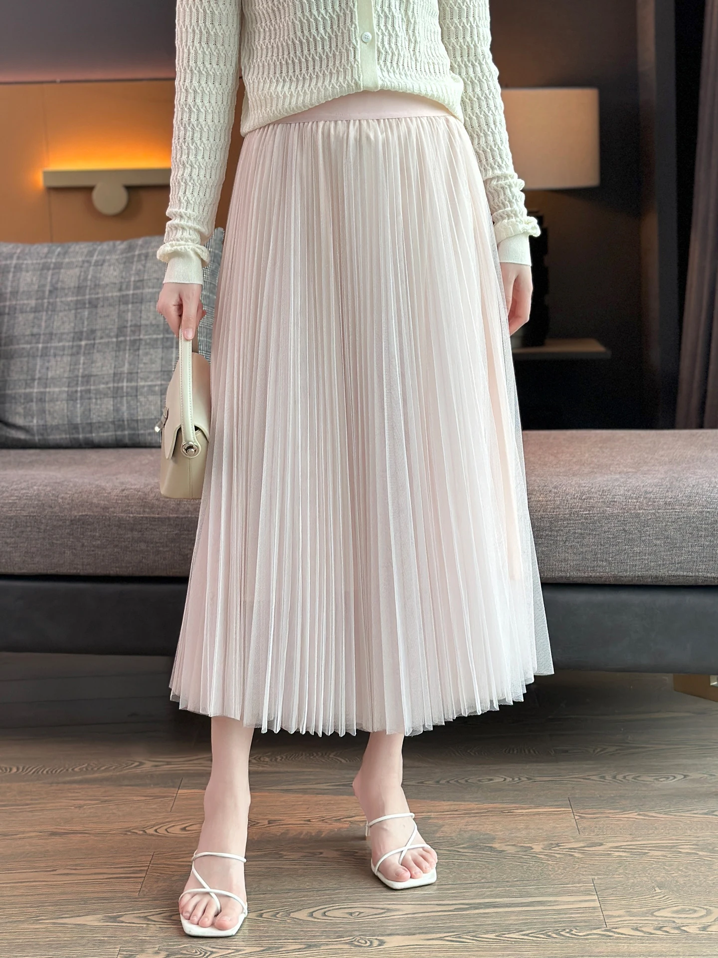 

Elegant Three-Layer Tulle Skirt with Elastic Waist Slimming A-Line Design for Women Breathable Comfortable Polyester Fiber