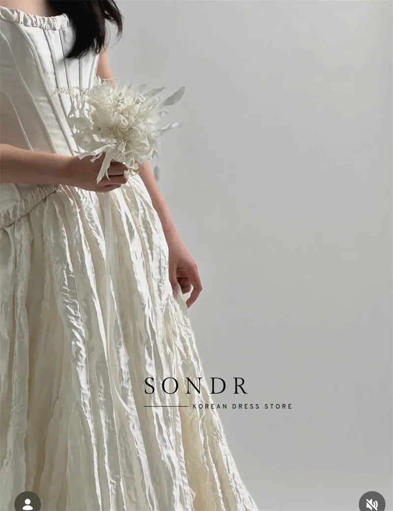 Sondr Customized Pleated A Line Korean Wedding Dresses Strapless Satin Bridal Gown Corset Back Photo Shoot Gown 2027