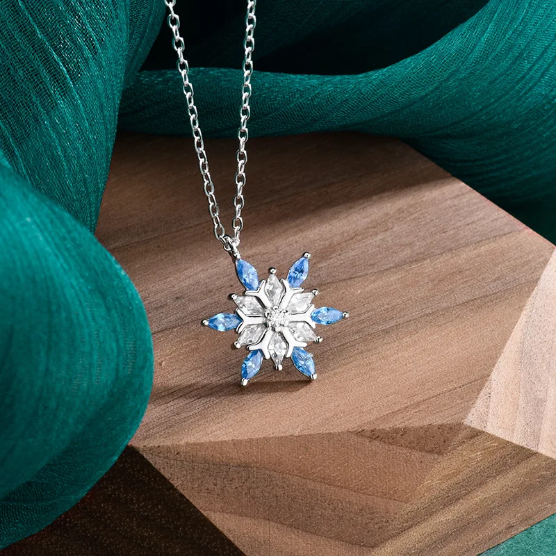 S925 Silver Platinum-Plated D-Color Moissanite Snowflake Pendant Necklace for Women