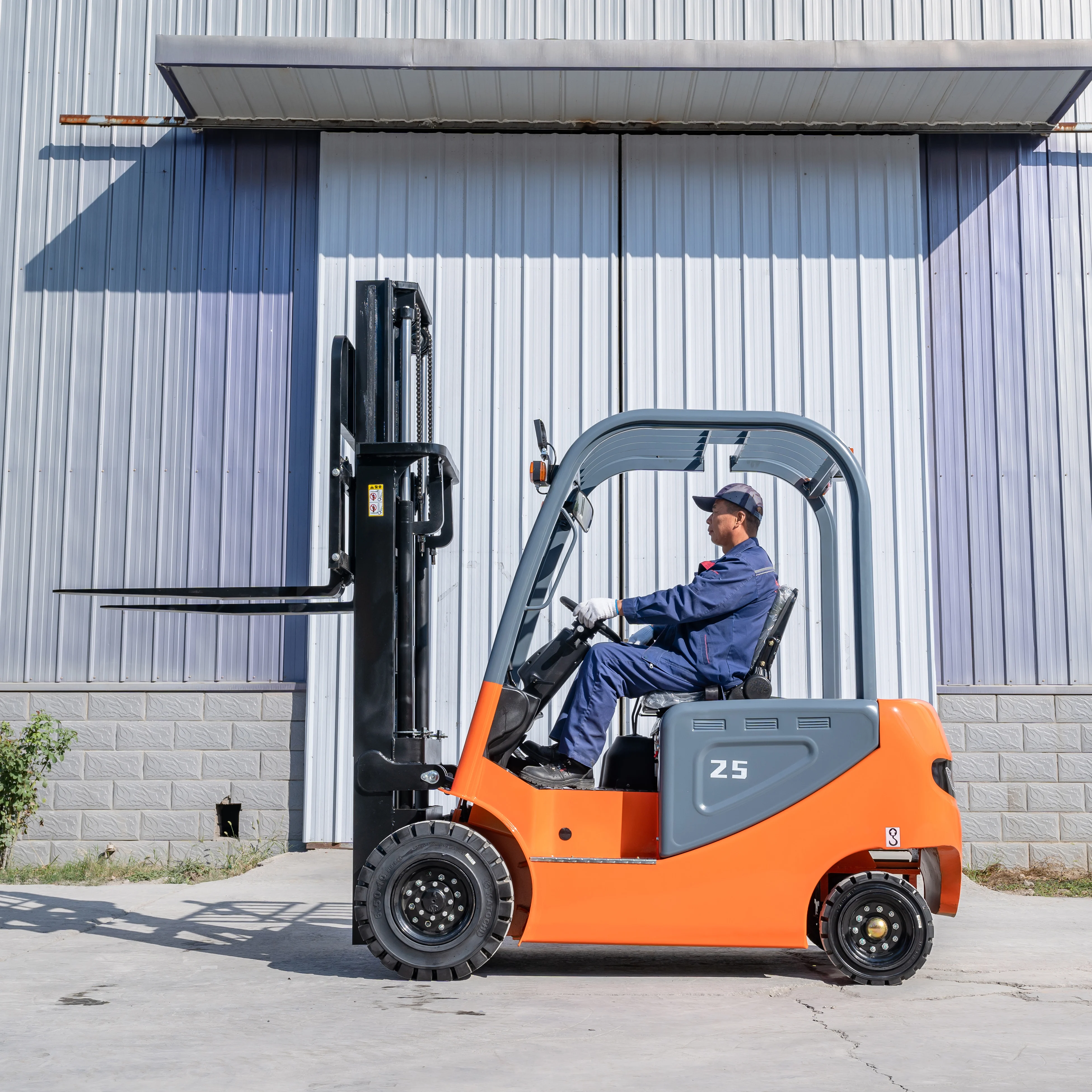 2.5Ton Electric Forklift 2500kg Mini Forklifts Truck OEM ODM Customizable Factory Direct Sales Warehouse Material Handling