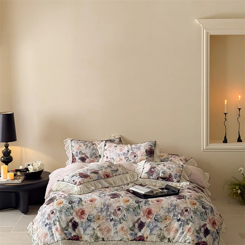 

Vintage Rose Rose Prints Lace Ruffles Princess Bedding Set Velvet Warm Winter Duvet Cover Flat/Fitted Bed Sheet Pillowcases 4Pcs