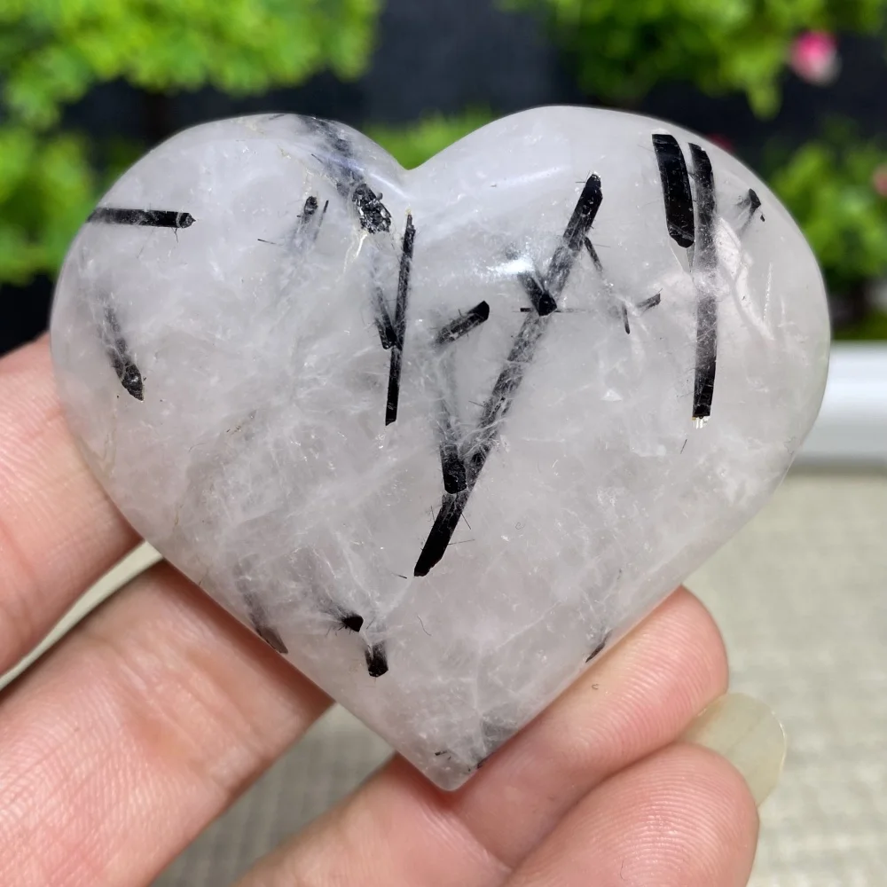 

Natural Black Crystal Tourmaline Heart-Shaped Stones Raw Mineral Gem Specimen Reiki Quartz Home Decoration & Gift Item