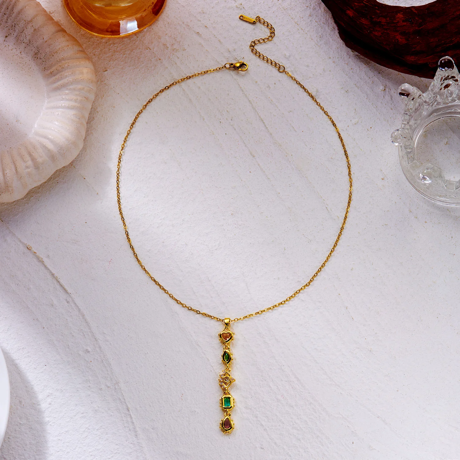 Funkelnde Zirkonia Lange Quasten-Halskette aus PVD-beschichtetem Edelstahl für Damen, Zierliche Geometrische CZ-Fransen Wasserfester Schmuck – Detail 6