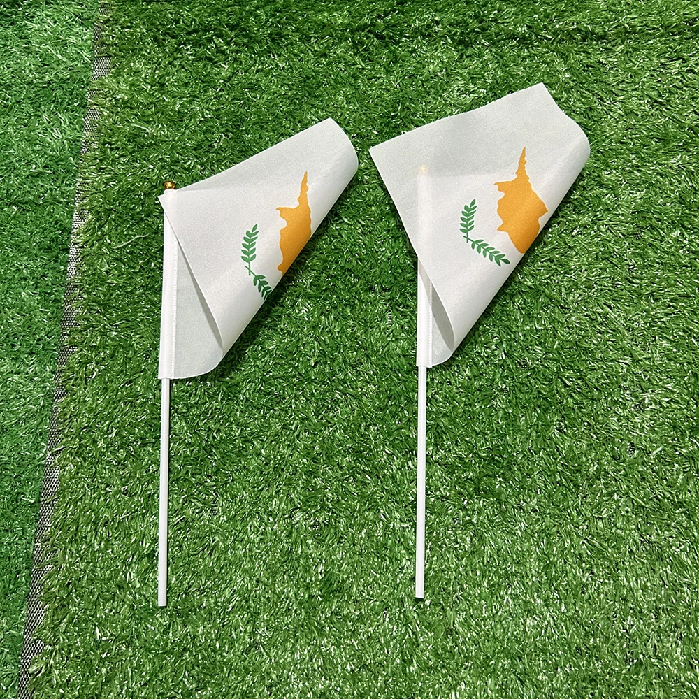 (SKY FLAG) Zypern-Handflagge, 10/20/50 Stück, 21 x 14 cm, Zypern-Handflaggen zum Schwenken mit Kunststoffstange für Sportveranstaltungen und zur Dekoration von Wohnräumen. – Detail 4