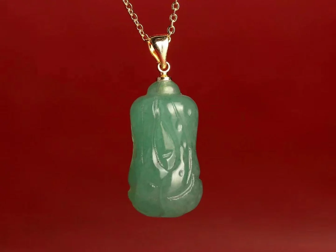 Natural Green Jade Pendant Necklace Peanut Shape Gemstone Crystal Necklace