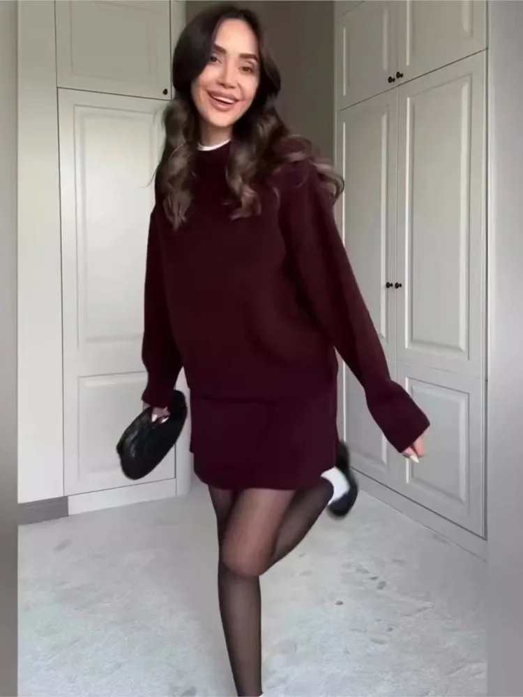 

Chic Women Knitted Sweater Mini Skirt Sweaters Round Neck Solid Color Pullovers Knitted Tops Long Sleeve Casual Two Piece Set