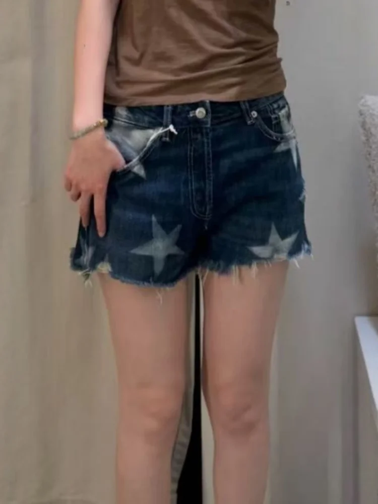 Metal Zipper And Button Closure Star Mid-Waist Cuffed Hole Denim Shorts Women's Standard Fit Medium Stretch Blue Cotton Shorts