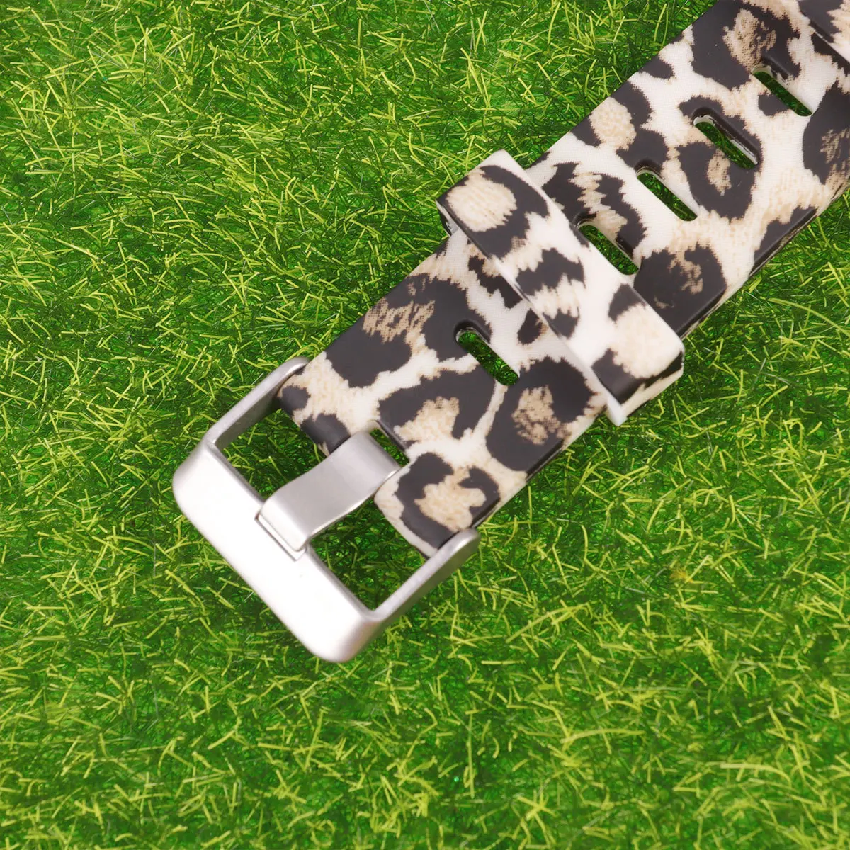 

Leopard Print Silicone Watchband Painted Design Seamless Welding Replacement Strap for Old Damaged Watch Bands Gift Idea