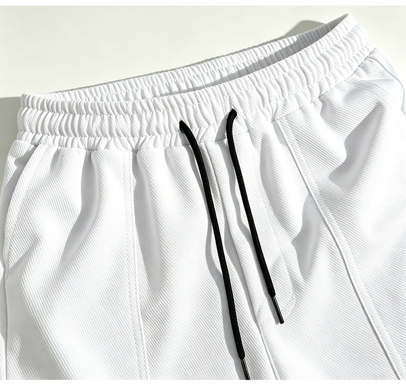 2026 New Men Multi Pocket Cargo Capri Shorts Loose Fit Daily Street Travel Outdoor Casual Drawstring Waist Cropped Short Pants