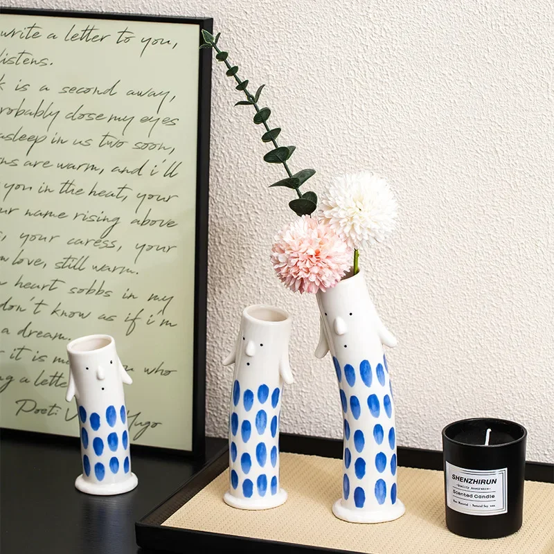 Creative Ceramic Vase Cartoon Handmade Ceramic Crafts Coral Duct Family Lovely Vase Floral Arrangement Accessories Home Decorati