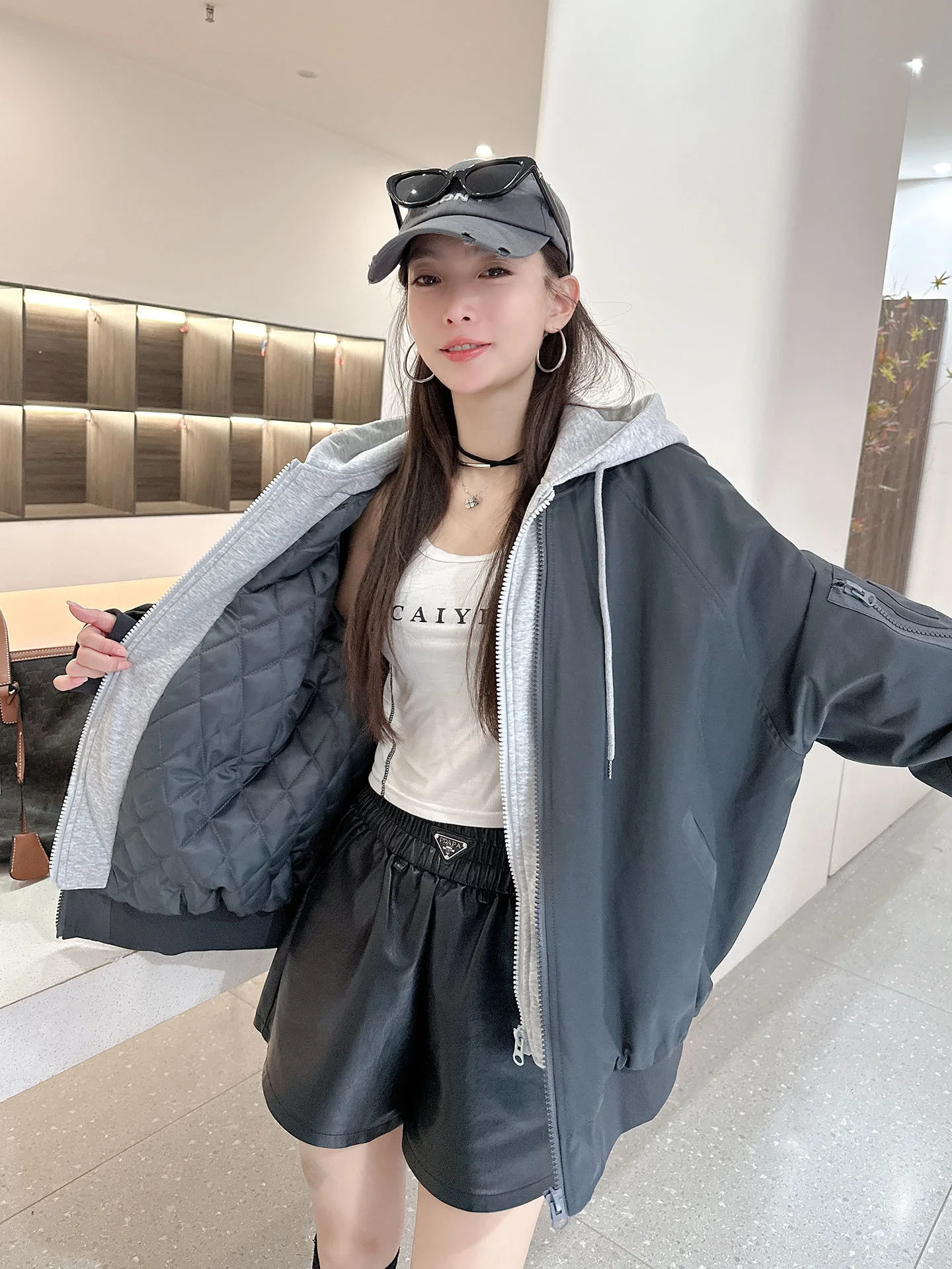 Warm Cotton Workwear Jaet Coat with Hood Fake Two-Piece Baseball Sle Women's Loose Fit ort Outerwear Coat