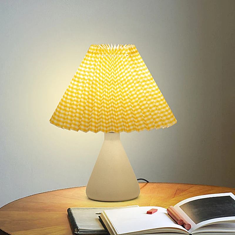 

Pleated Fabric Table Lamps for Bedroom Modern Led Desk Decoration Bedroom Bedside Nightstand Light Fixtures Living Room Decor