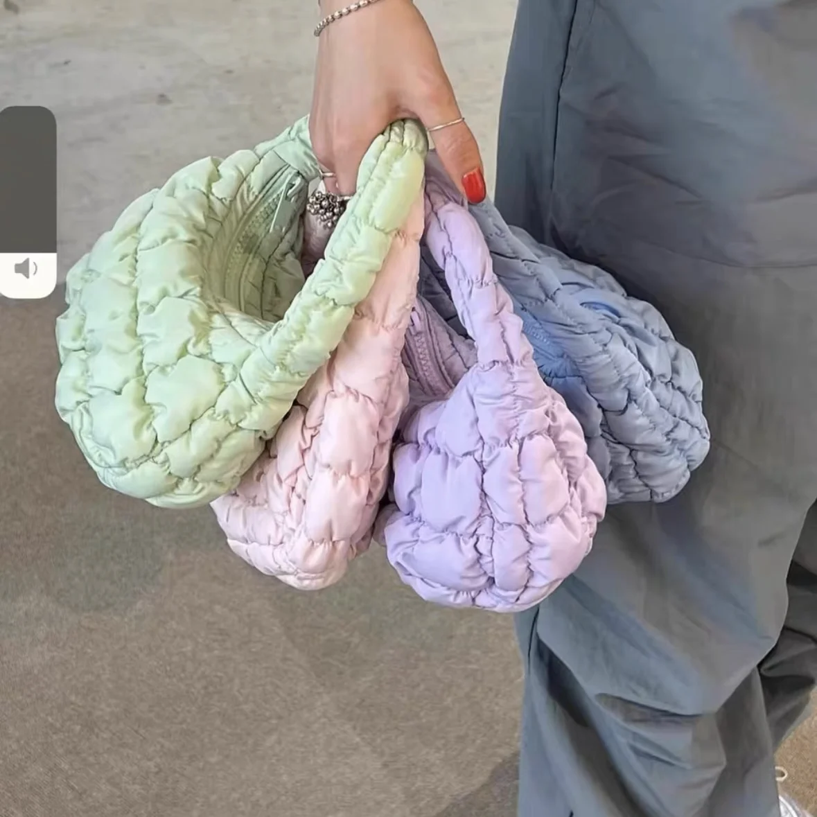 2023 New Bag Summer Korean Style Candy Color Mini Cloud Wrap Pleated Mini Dumplings Handheld Handbag for Women