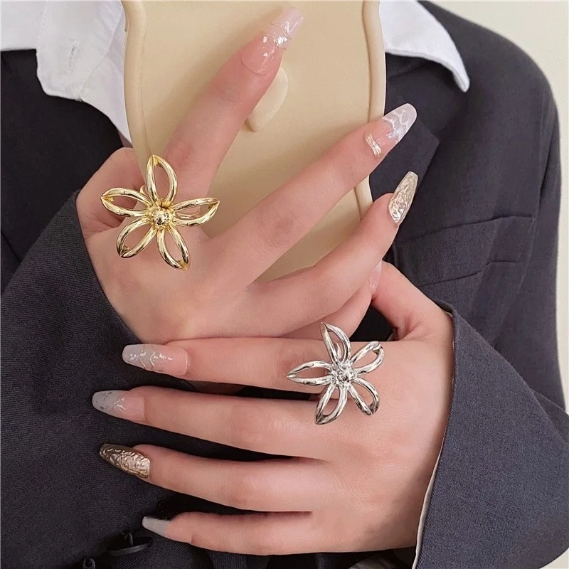 

Ele Hollow Floral Ring for Women Faionable Unique Personali Hip Hop Open Finger Ring Trendy Index Ring