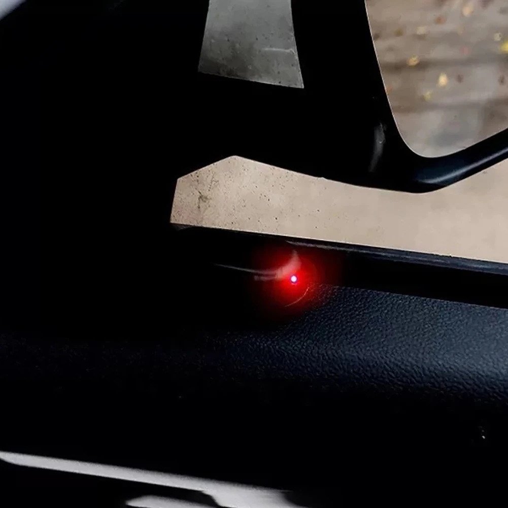 Solar Powered Car Fake Security Light Blue/Red Light LED Flashing Light Simulated Car LED Warning Light Anti-Theft Caution Lamp