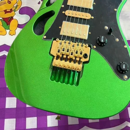 

Electric guitar can be customized, factory price classic style, multiple colors, free and fast delivery IB@3