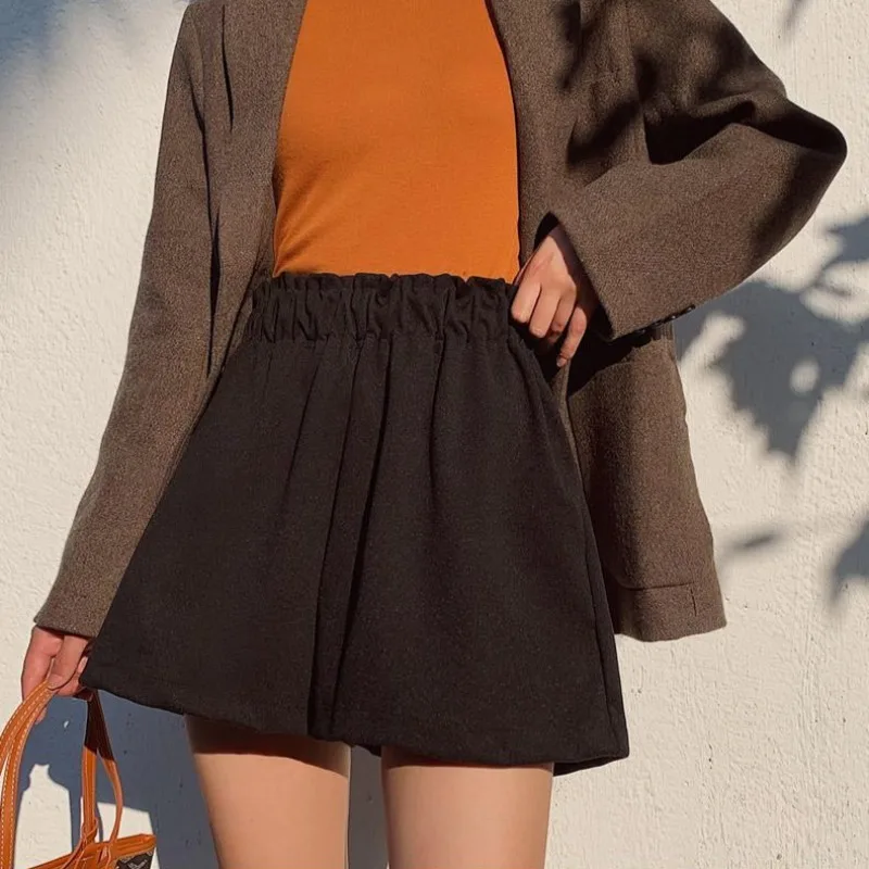 Shorts Women Autumn Winter Woolen Streetwear Solid Korean Style Chic Lady Comfortable Elegant Vintage Baggy Casual Elastic Waist