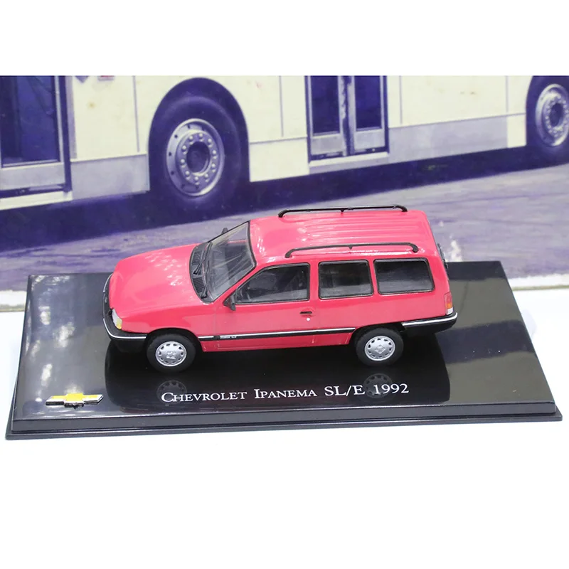 Diecast 1:43 Scale IPANEMA SL/E 1992 Alloy Car Model Collection Souvenir Display Ornaments Vehicle Toy