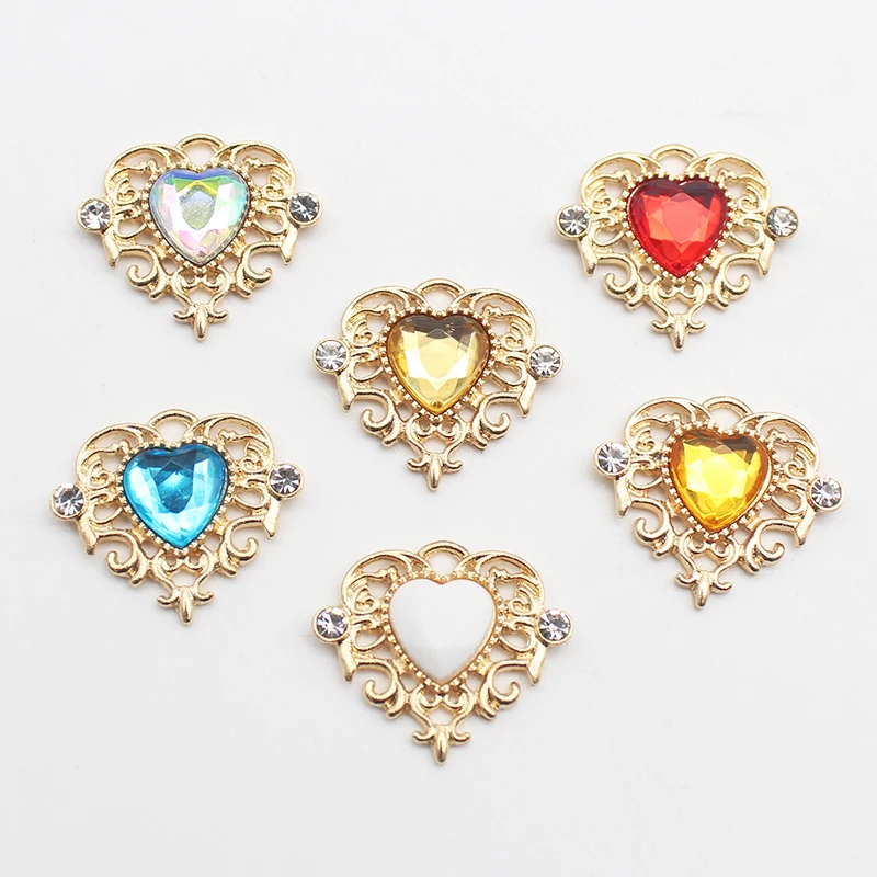 10pcs Heart Shaped Acrylic Rhinestone Pendant DIY Gold metal Clothing Ornaments Decorative Accessories