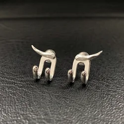 Unique Design Wolf Tooth Stud Earrings for Men Women Simple Earrings Fashion Jewelry Accessories Gifts