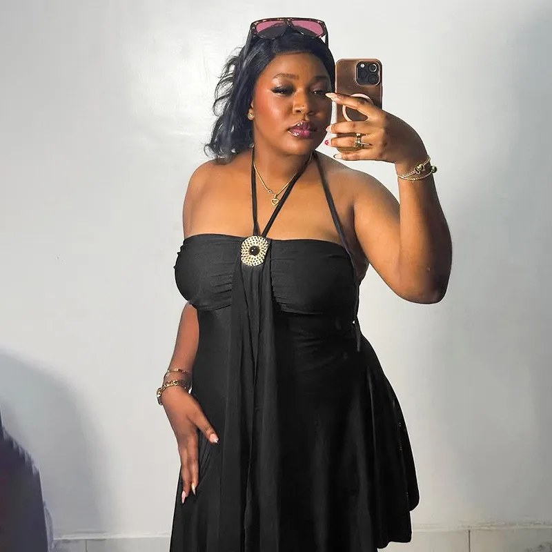 Robe Sexy Femme avec Boucle Métallique, Robe Amincissante Élégante sans Manches, Couleur Unie, Col Halter, Extensible, Chic, pour Soirée, Club, Mini Bodycon