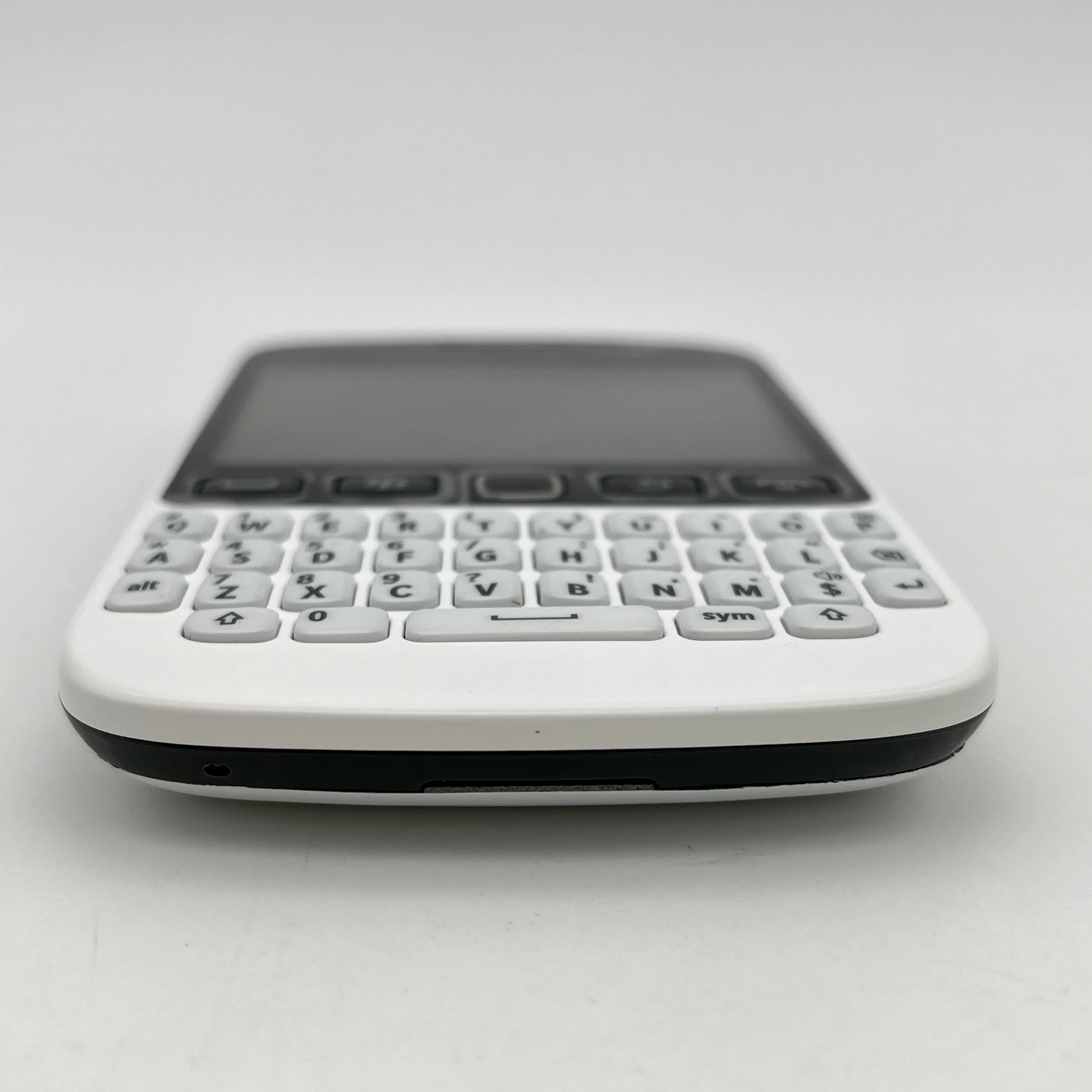 Blackberry 9720 2G/3G الهاتف المحمول الأصلي 2.8 ''5.0MP QWERTY WiFi بلوتوث الهاتف المحمول BlackBerryOS الهاتف الذكي