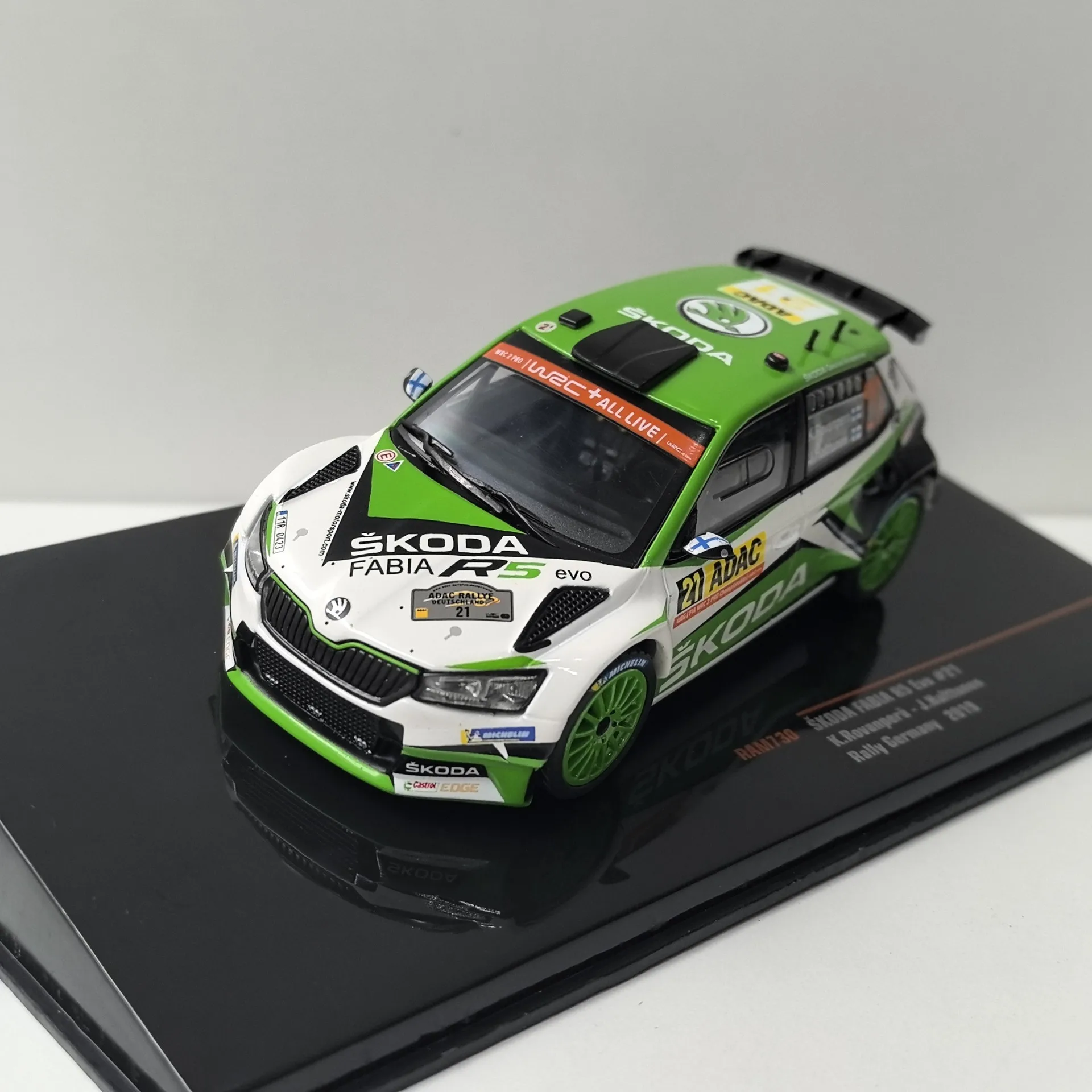 

Diecast IXO 1/43 Scale #21 SKODA FABIA EVO 2019 Skoda Car Model Collectible Toy Gift Souvenir Display Ornament