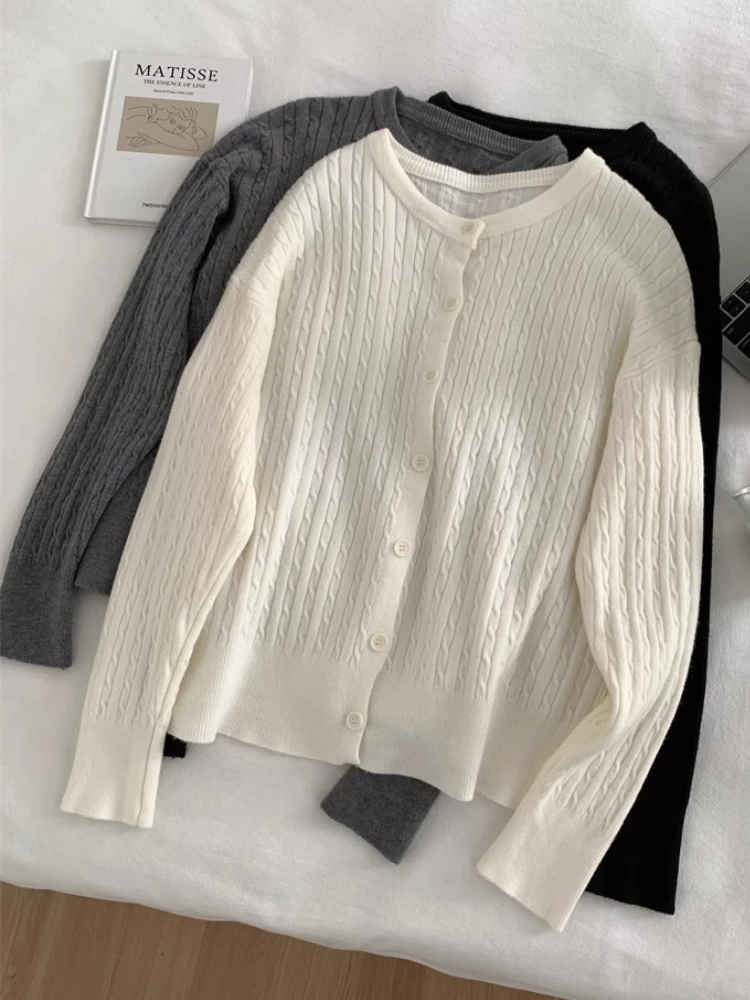 

2025 Women Autumn Winter Korean Fashion Long Sleeve Tops O-neck Cardigan Single Breasted Casual Knitted Sweater