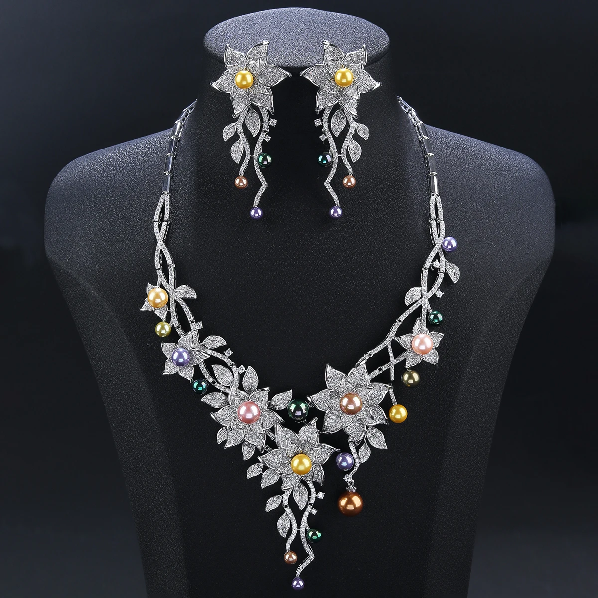 Bridal Jewelry Set for Wedding | Luxury Pearl Necklace and Earrings Set with Cubic Zirconia | Bride Accessories SE-CN11471
