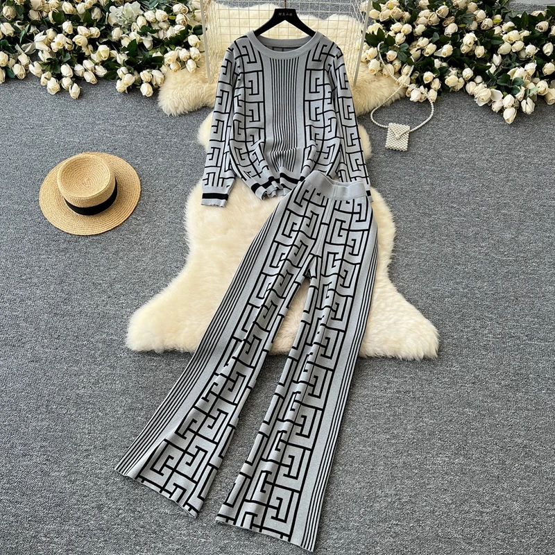 Fashion Women's Tracksuit Two Piece Set Geometric Maze Printed Round Neck Long Sleeve Knitted Sweater and High Waist Pants Set