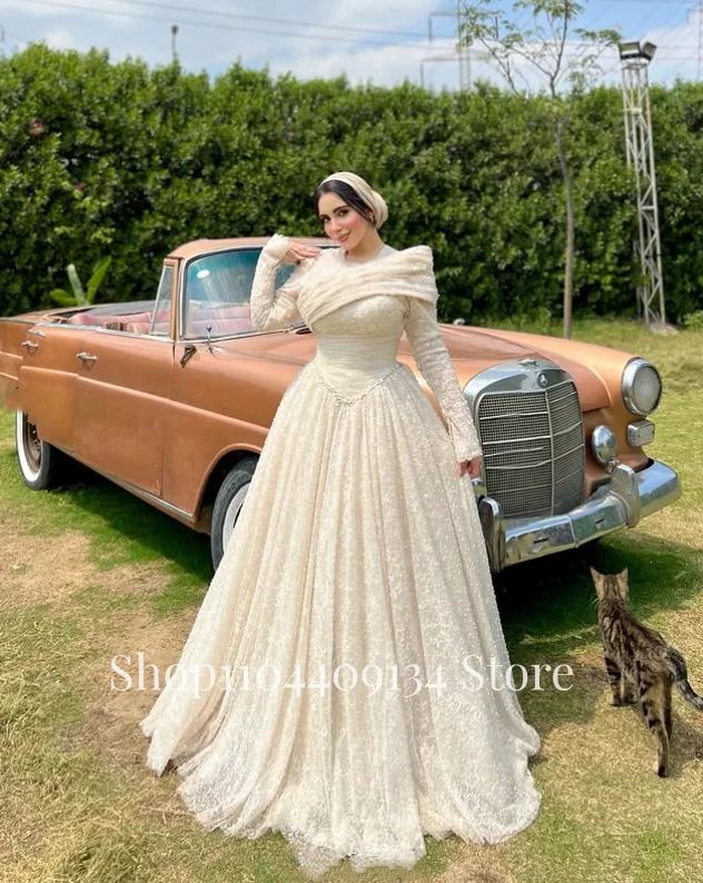 Luxury Lace Bride Dress Champagne Beading Muslim Women's Wedding Gowns Pleats O -Neck Wedding Gown Long Mariage Customized