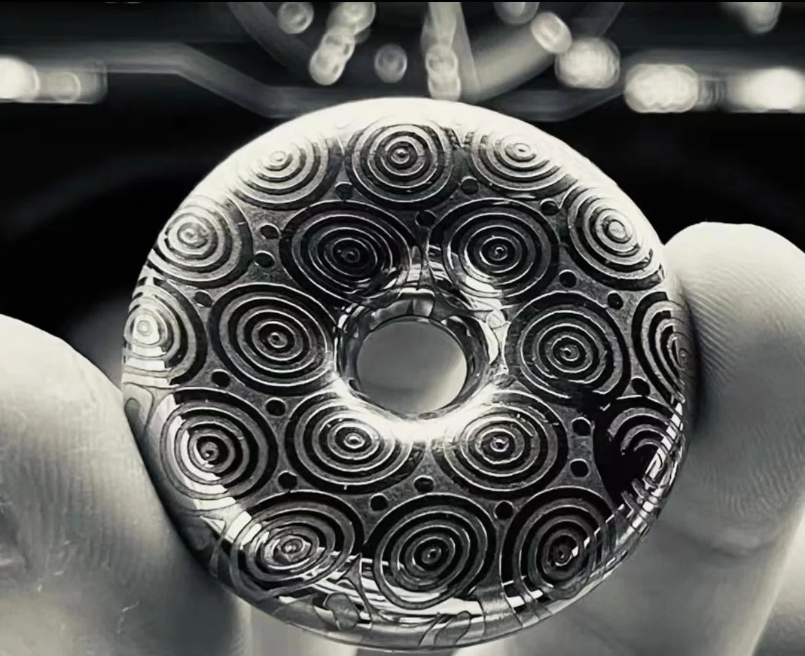 ACEdc Donut 2.0 Haptic Coin Metal Decompression Toy Magnetic