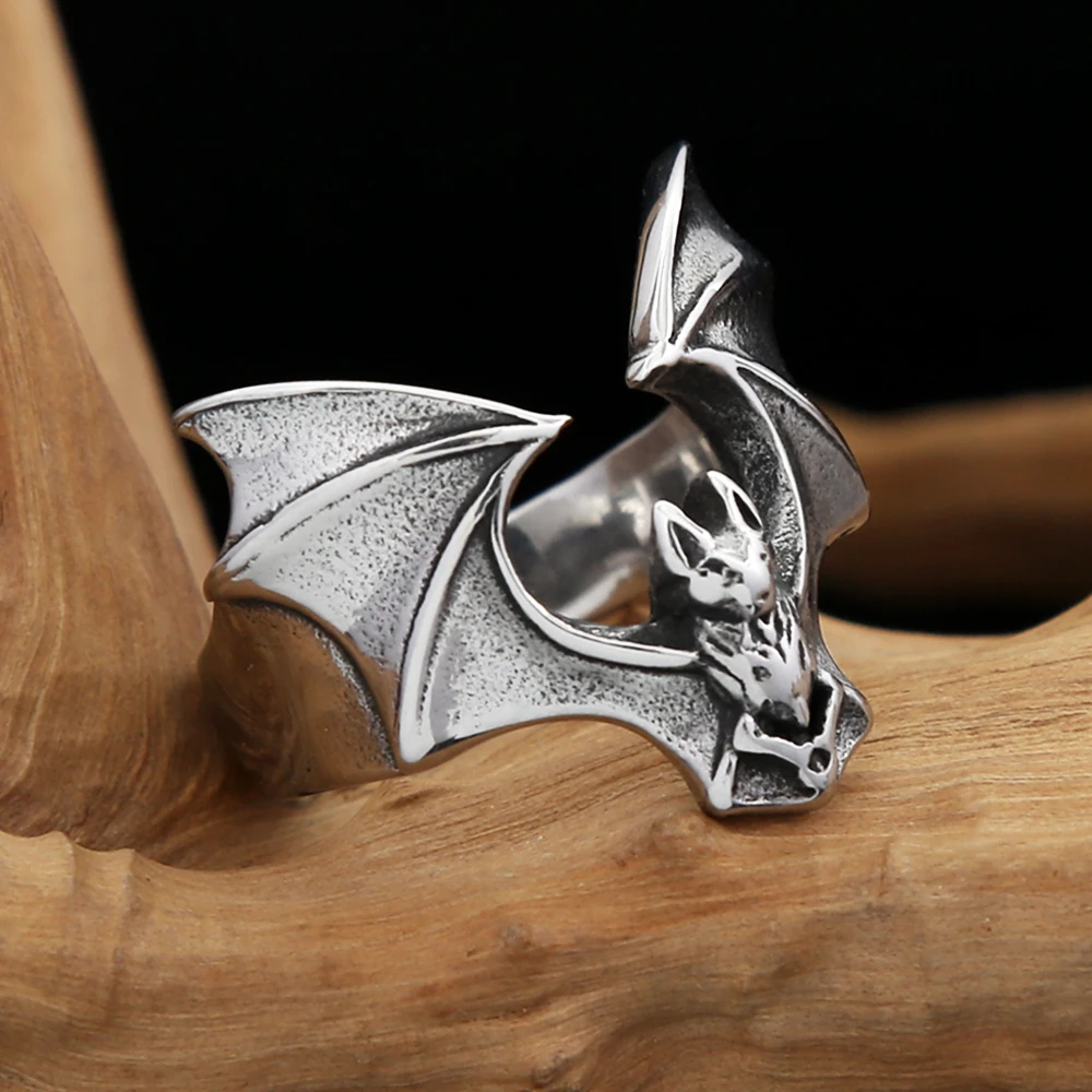 Vintage Punk 316L Stainless Steel Cute Bat Rings For Men Women Fashion Biker Animal Ring Creative Party Amulet Jewelry Wholesale