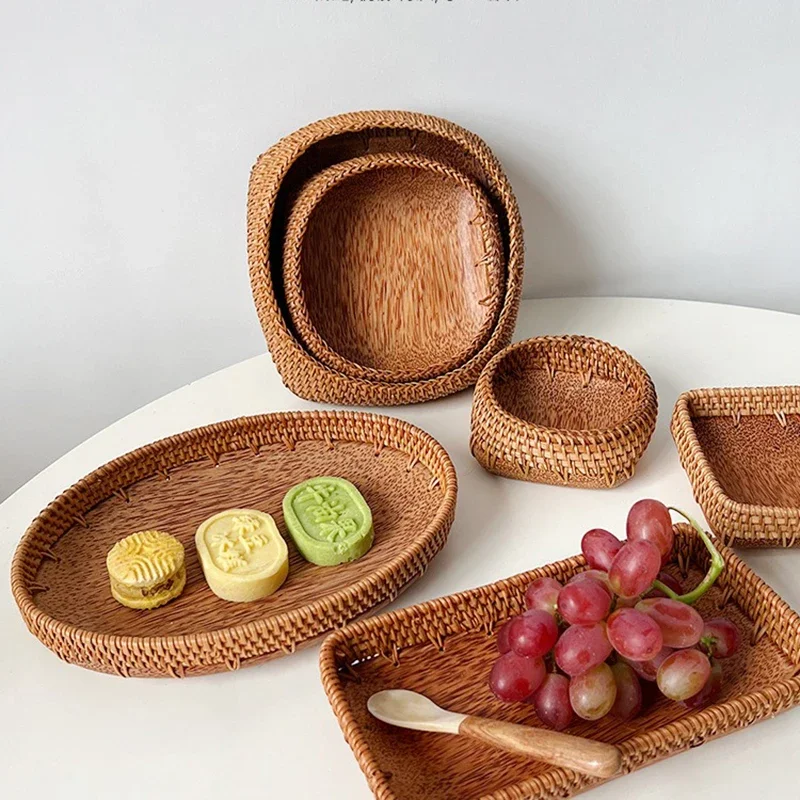 

Natural Rattan Wooden Fruit Tray Snacks Cake Dessert Dish Food Serving Plate Storage Organizer Rattan Basket Kitchen Tableware