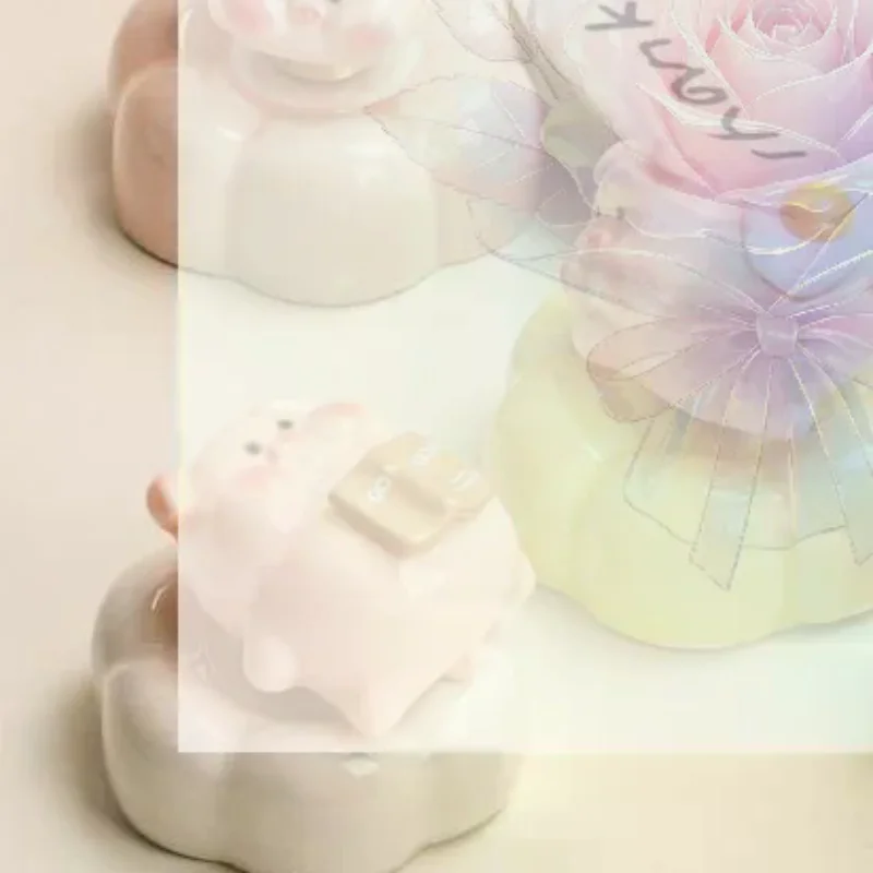 Rotating Stackable Pink Pig Ornament Creative Resin Desktop Figurine for Office Cubicle Home Shelf Decor Valentine's Gift