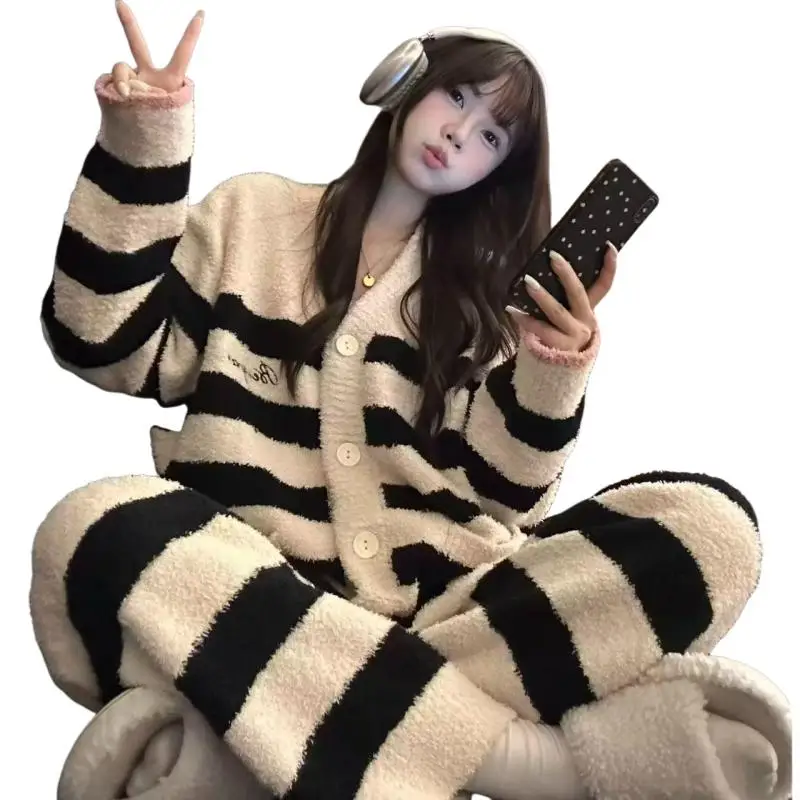 Korean version color blocking Women's pajamas Lazy style long sleeves winter Sleepwear new model coral fleece pants homewear