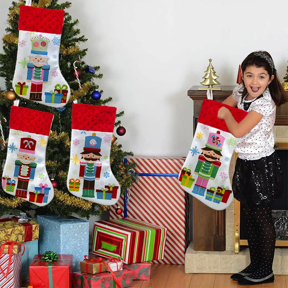 

Рождественский чулок «Щелкунчик» для детей, идеально подходящий для лакомств и небольших подарков, распределение праздничной вечеринки