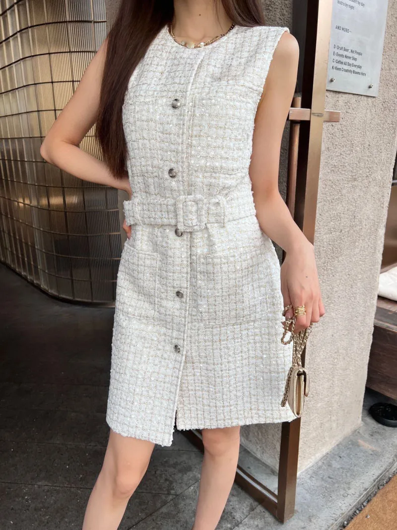 2024Autumn New Heavy Industry Rhinestone Buckle Pocket Woven Tweed Short Dress Fashion Sleeveless Temperament Celebrity Vest