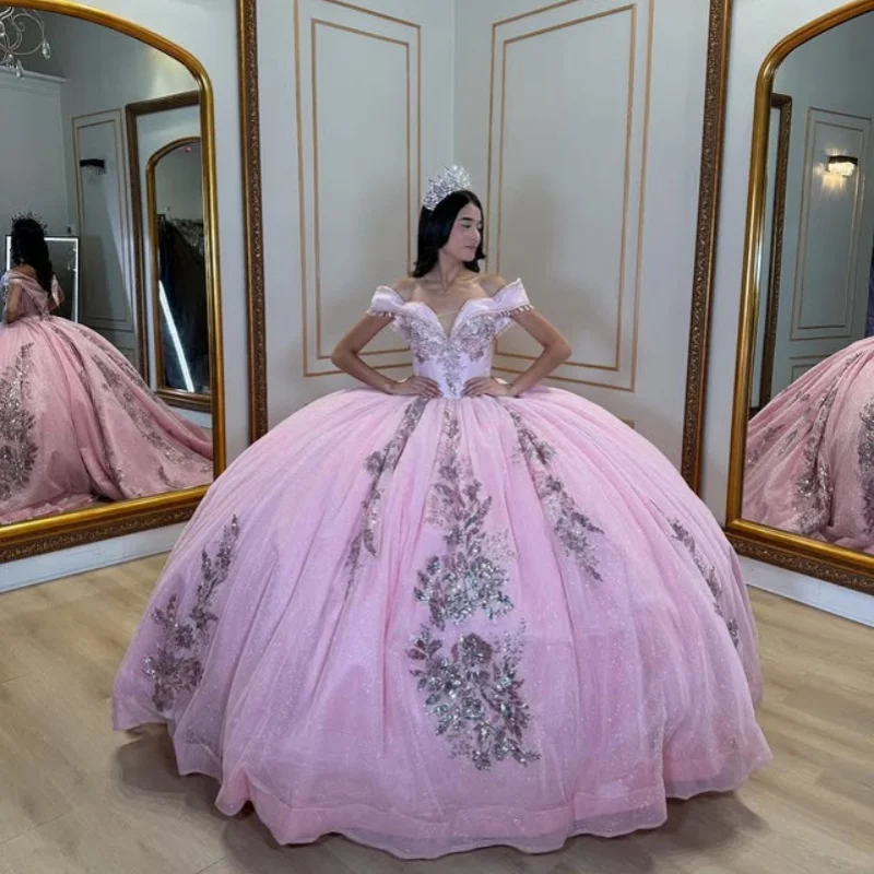 

Customized Shiny peach pink Quinceanera Dresses Off the Shoulder sequin applique Lace Long tail Vestido 15 Quinceanera