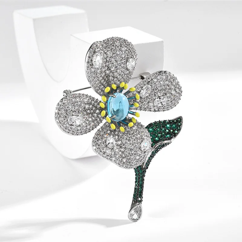 

Bobokiki Jewelry Fashion Enamel Titanium Steel Micro-Inlaid AAA Zircon Flower Brooch Luxury Retro Gem Pin